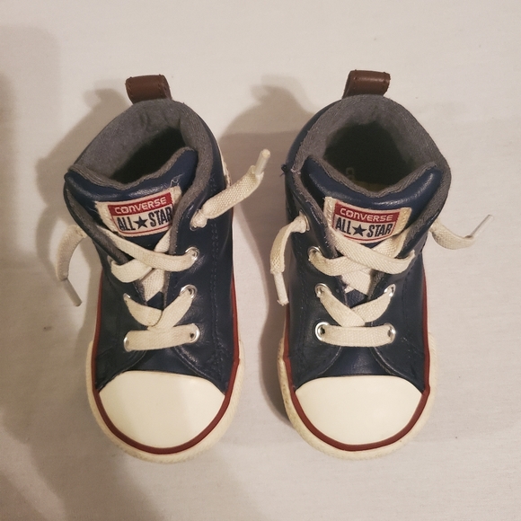 Converse All Star Street Leather Shoe Kids size 6